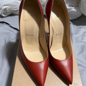 Christian Louboutin Decoltish heels red size 35
